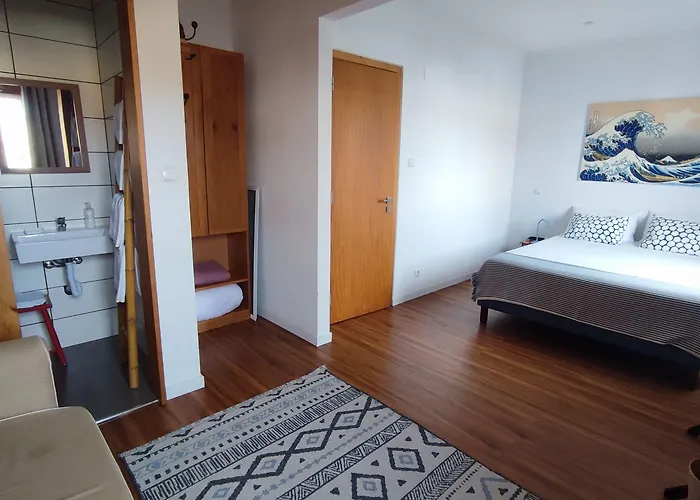 Konukevi Porto Pim 3*